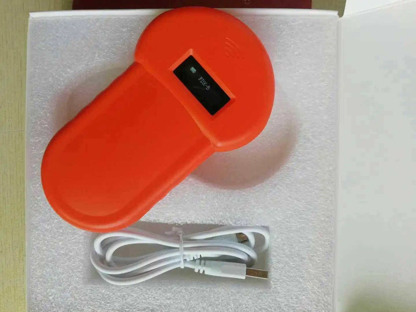 Hot sale portable animal reader fdx-b  ISO 11784/11785 bluetooth microchip scanner