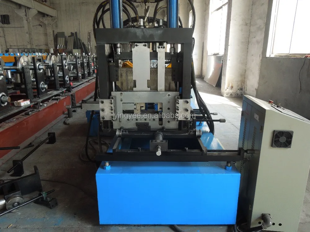 CZ purlin roll forming machine-Mahomed.jpg