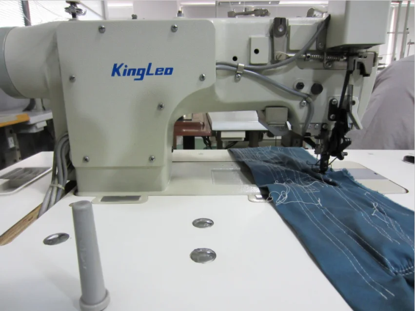 High speed computerized full function auto industrial sewing machine