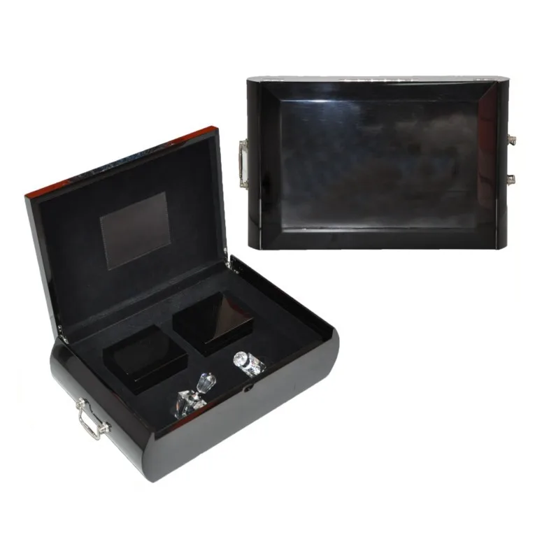 Customerized design wholesale luxury plain gift wooden box.jpg