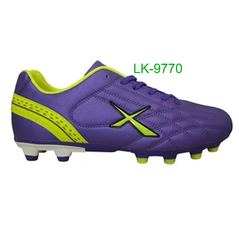 soccer boots studs