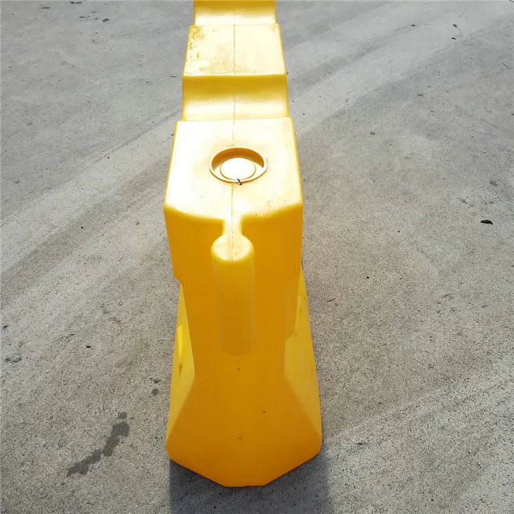 Yellow Plastic Road Traffic Safety Barrier Water Filled Barrier, View