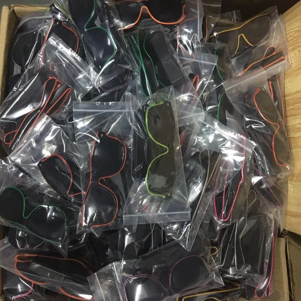 Cheap price light up flashing drinking glasses for party 