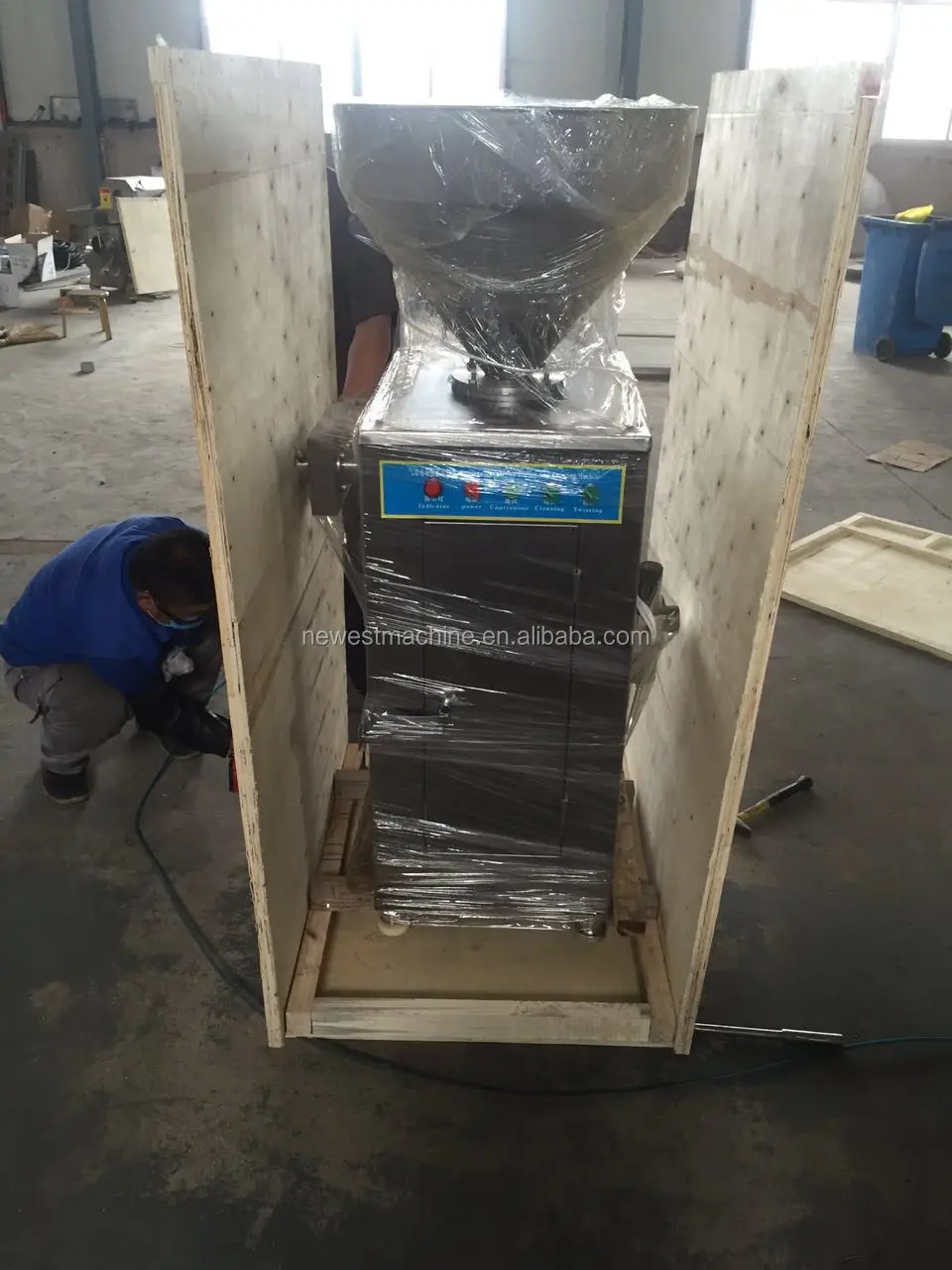 Good Quality Quantitative and Twist Sausage Filler Machine,Fresh Seusage Filling Machine,Sausage Making Machine For Sale