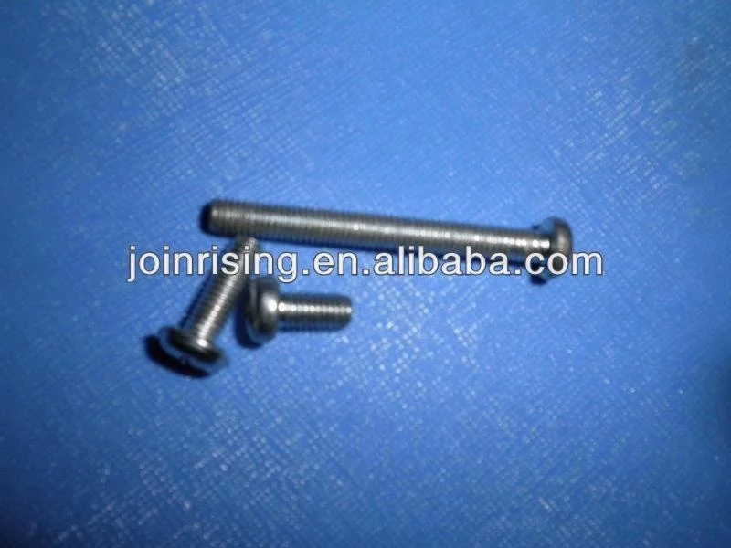 Pan head machine screws