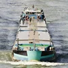 self propelled split hopper barge for seaside projects