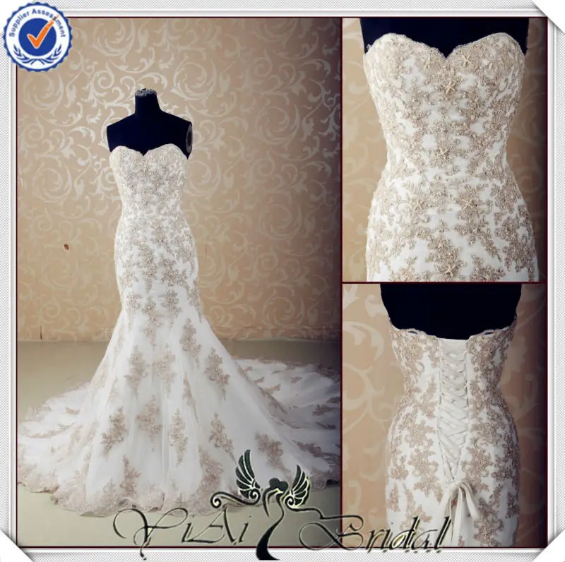 vestido de noiva na cor champanhe