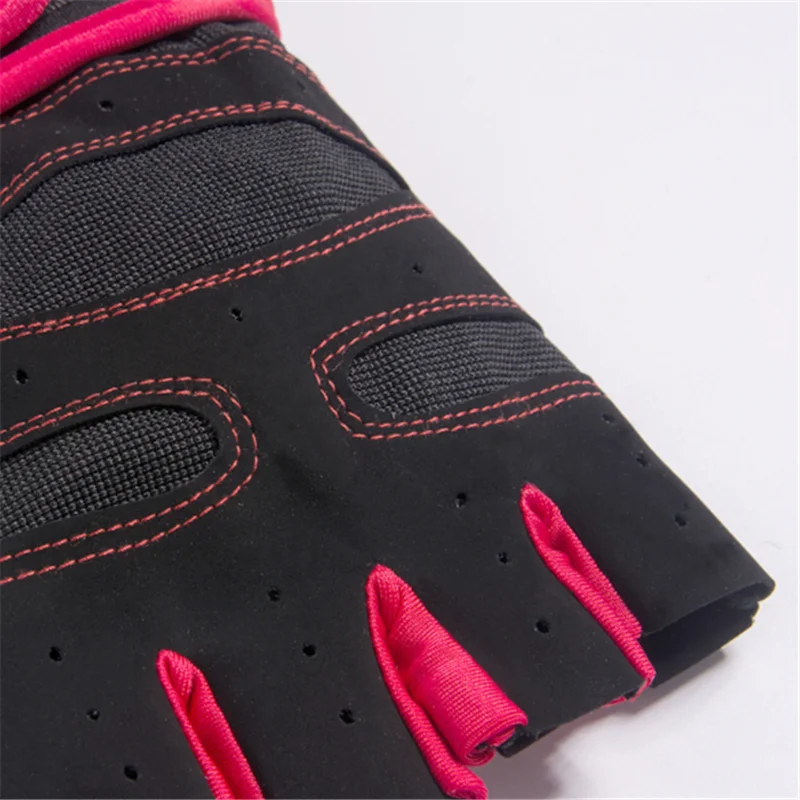 Sports Gloves (2).png