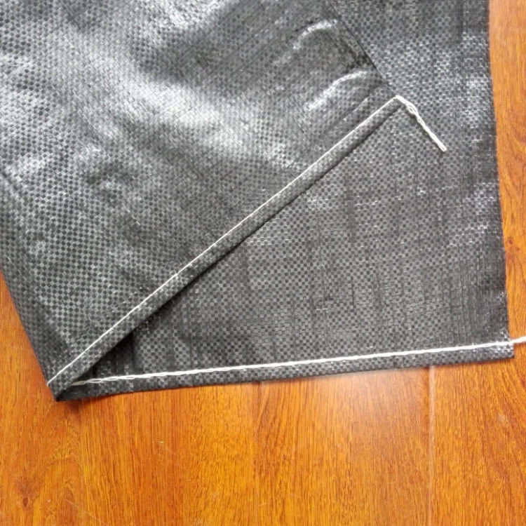black shopping bag 1 (5).png
