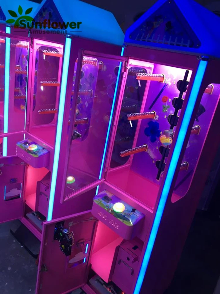 Top Selling Gift Vending Machine Magic House Toy Prize Game Kids Coin