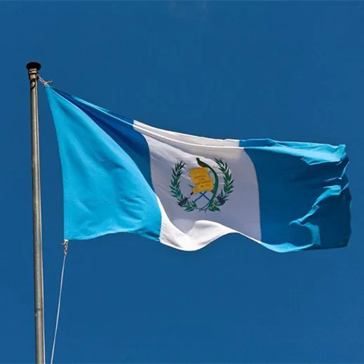 Cờ Quốc Kỳ Guatemala Tùy Chỉnh sẽ là lựa chọn tuyệt vời cho những người muốn thể hiện tinh thần đoàn kết và niềm tự hào với đất nước này. Mỗi chiếc lá cờ được thiết kế riêng biệt sẽ là món quà ý nghĩa dành cho những người yêu thương Guatemala.