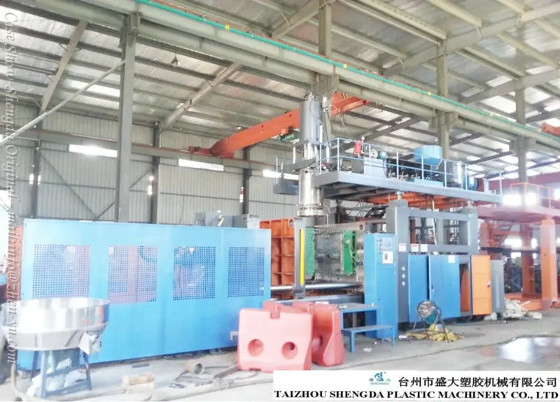 blow molding machine to Malaysia.jpg