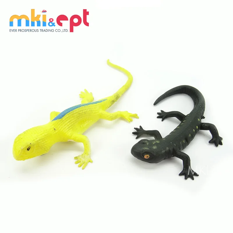 plastic gecko toy