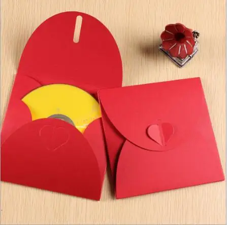 Rojo corazón forma cerrado bolsa de papel de regalo sobres 