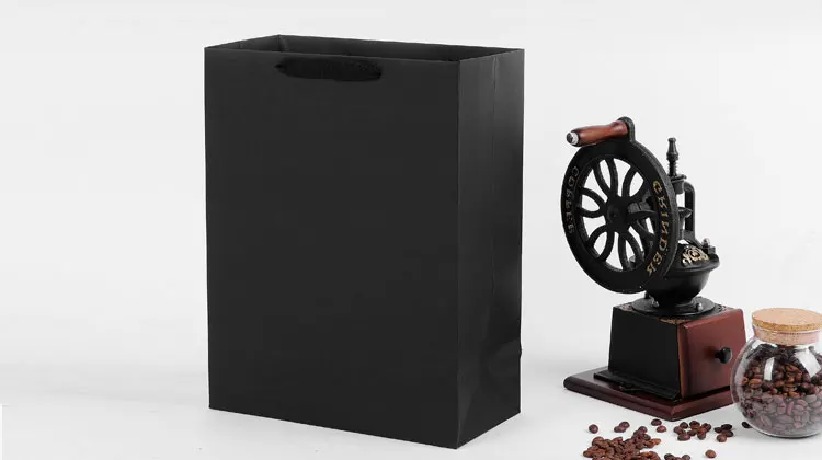 black kraft paper bag-10.jpg