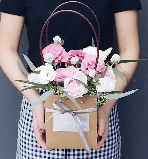 Kraft paper bag purchase gift gift exchange gift bag dry flower bouquet  paper bag - Shop wanyi Gift Wrapping & Boxes - Pinkoi