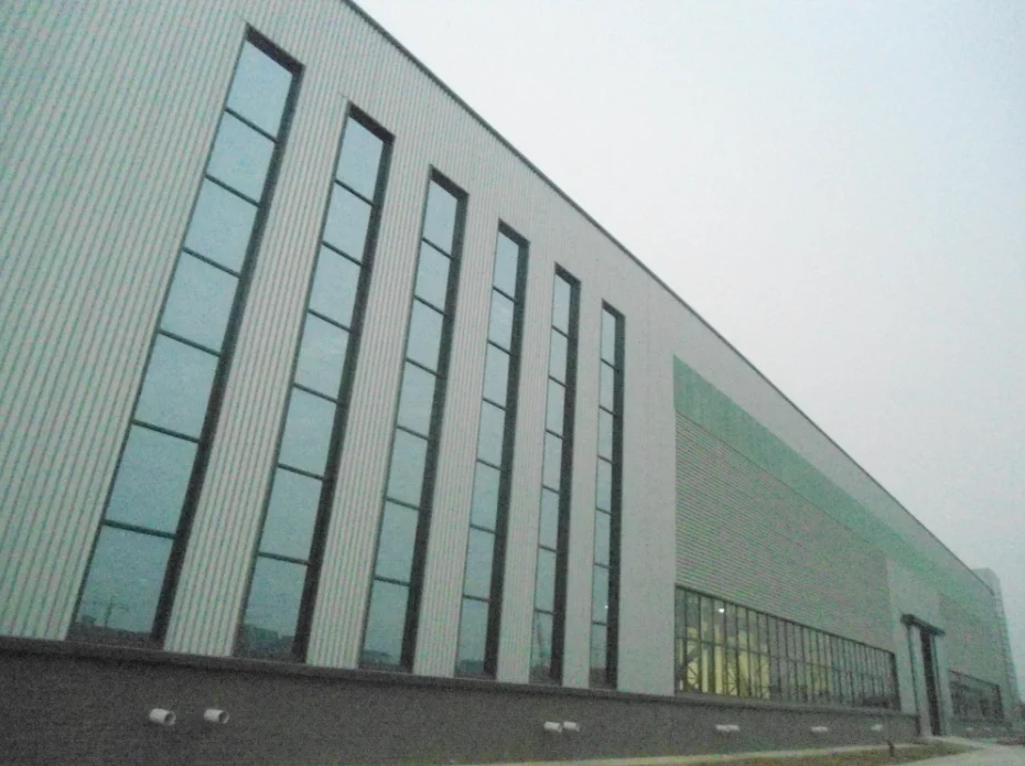 Prefabricated steel warehouse