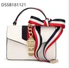 Wholesale latest design small square chain handbags for young ladies