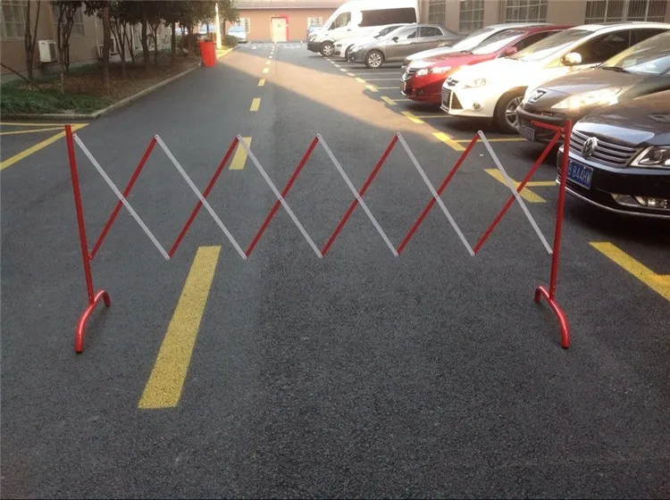 Maxpand Steel Expandable Road Parking Customized Scissor Fence Safety ...