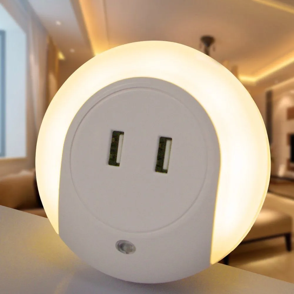 D05 LED Night Light with Dusk to Dawn Sensor and Dual USB Wall Plate Charger