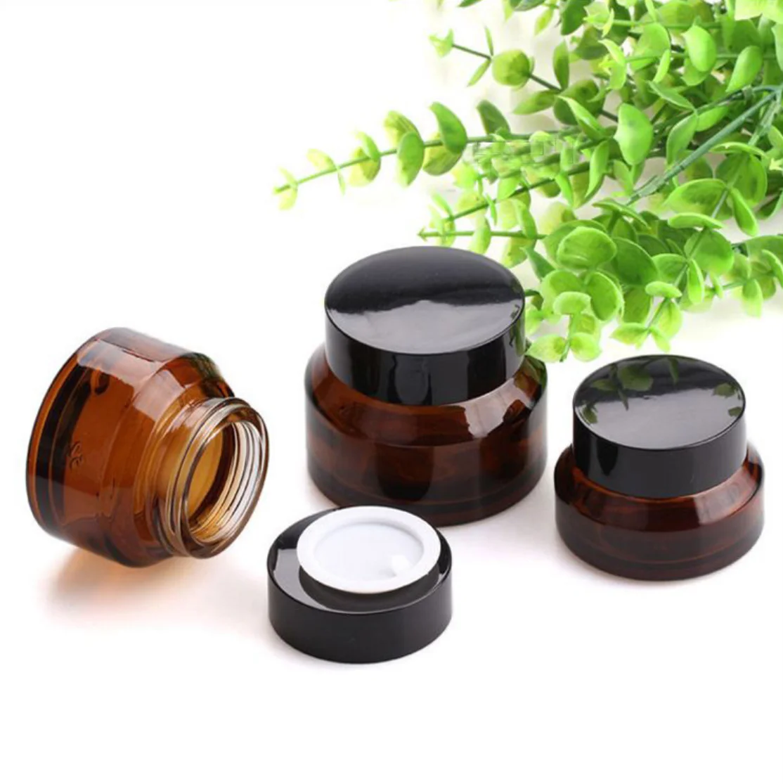 15g 30g 50g Cosmetic Round Shape Amber Glass Jar Container / Elegant