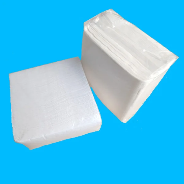 白色纸巾餐巾与标志带餐巾