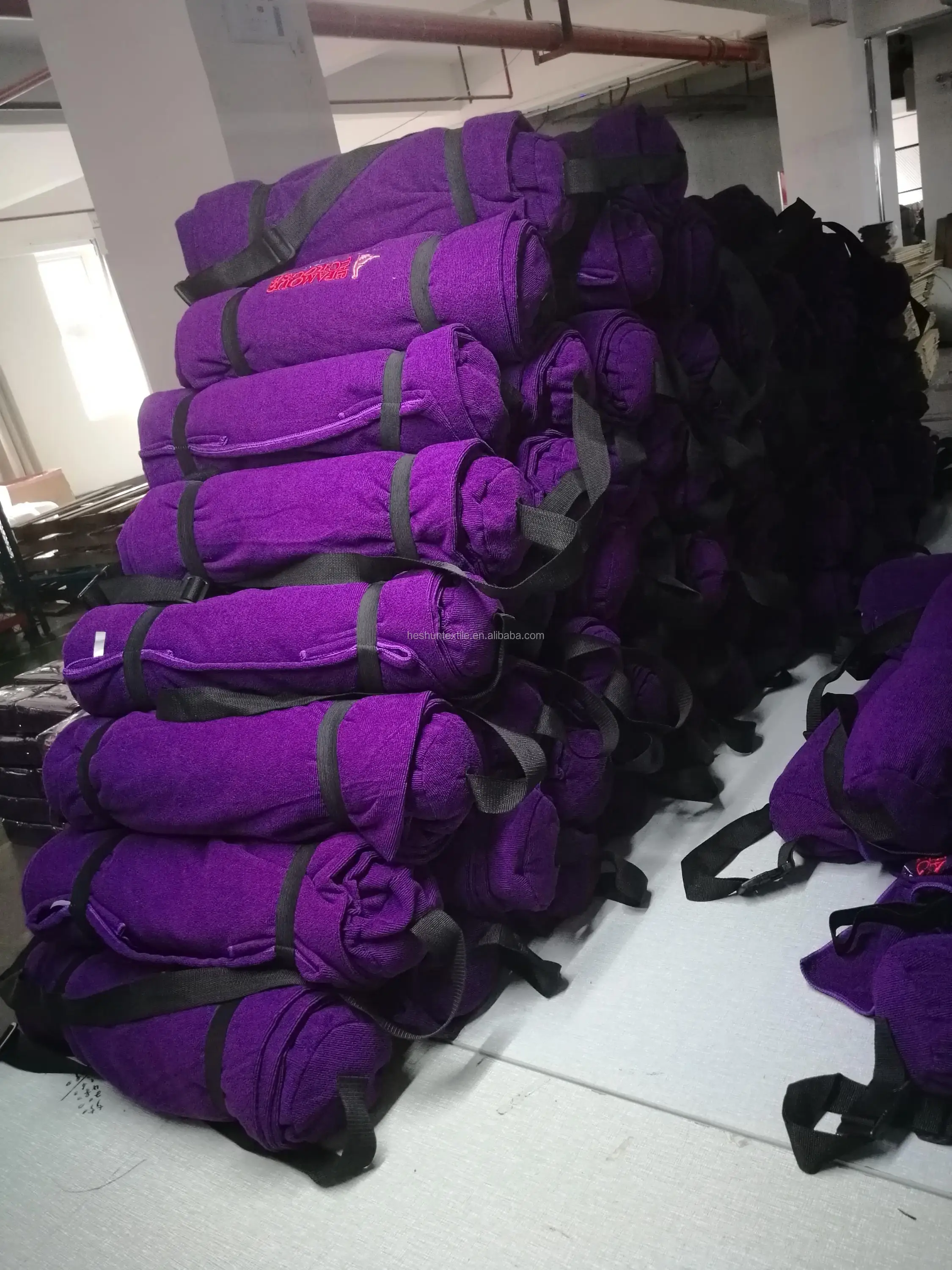 High Quality 100 Cotton Beach Towel With Inflatable Pillow/beach Towel