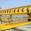 heavy-lift honeycomb girder 170t launcher gantry crane to move girder