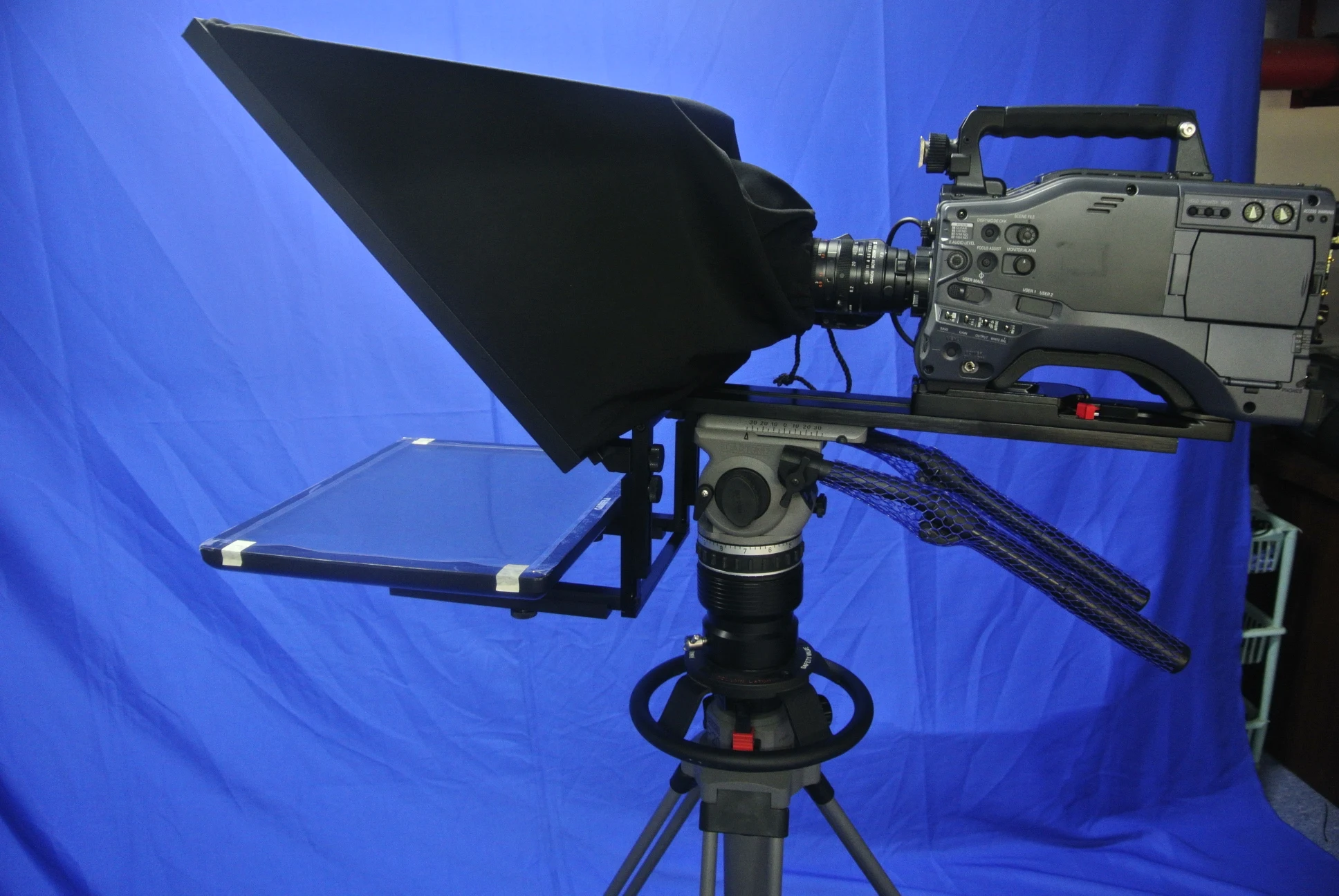 19 Inch On Camera President Speech Teleprompter With Lcd Display Screen