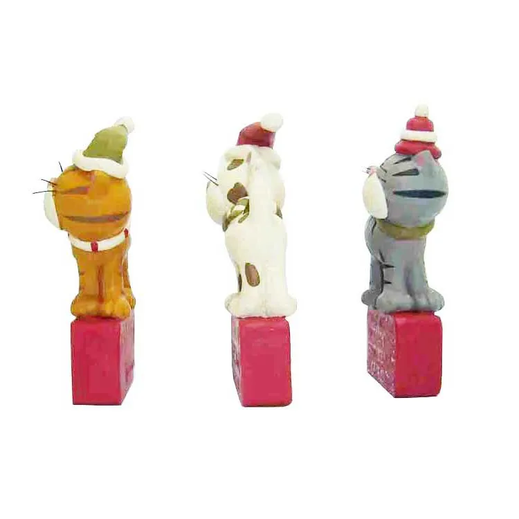 Newest Personalized resin Cute S/3 Christmas Cats Ornaments with holiday hats scarves