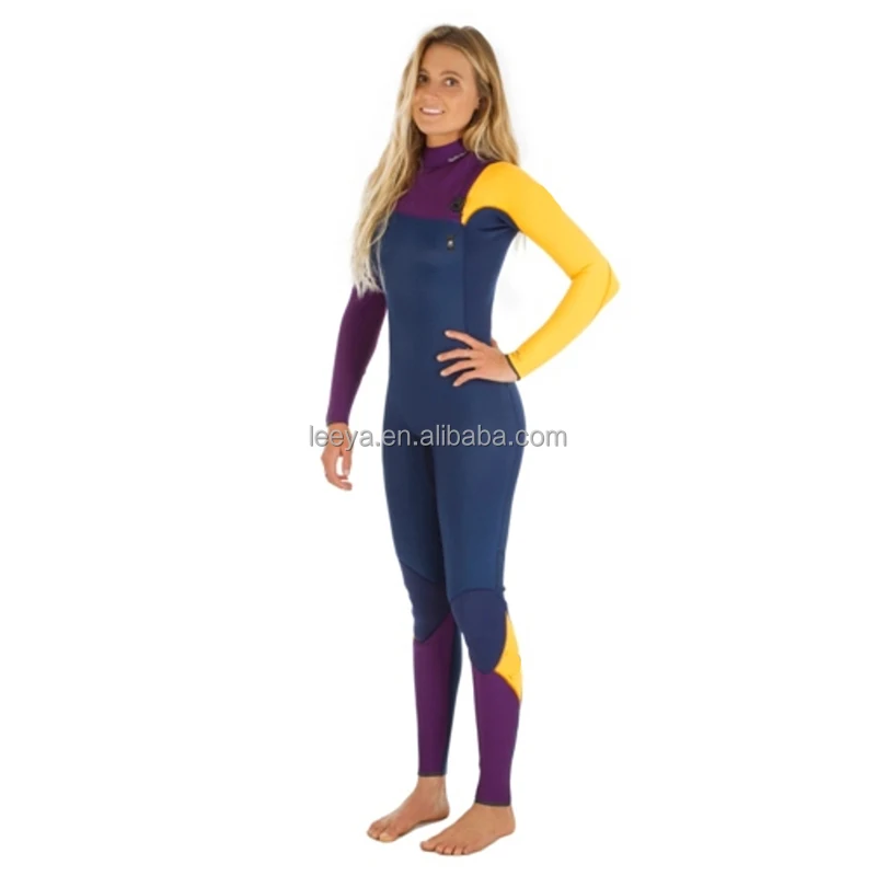 sexy girls in wetsuit Sexy girls in wetsuit