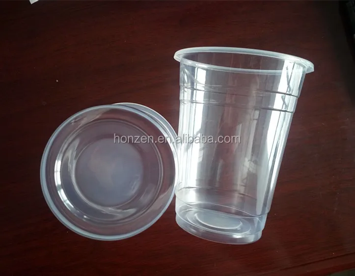 large disposable plastic cups