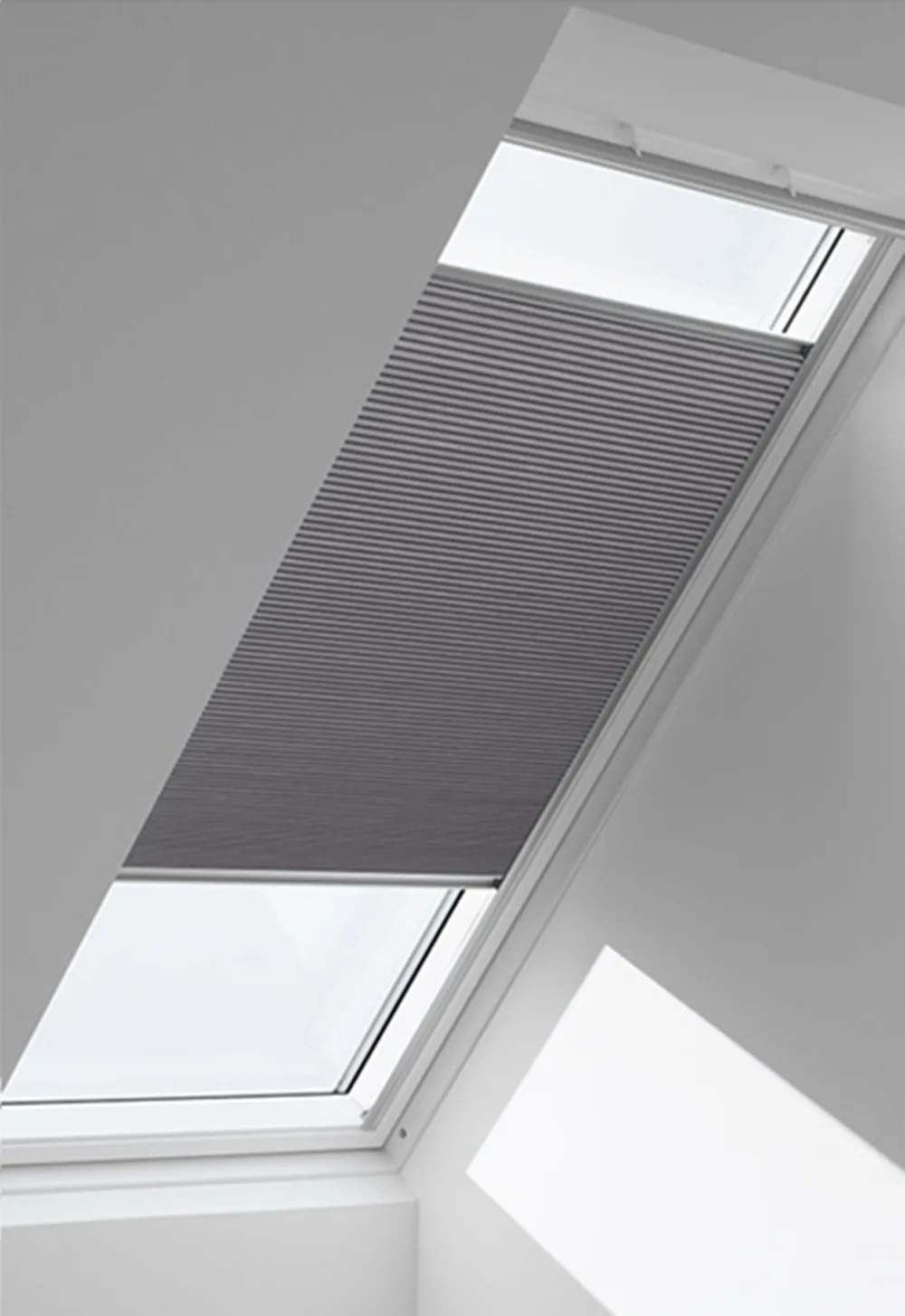 Skylight Blind Blackout Pleated Roof Mini Blinds For Loft Buy Pleated