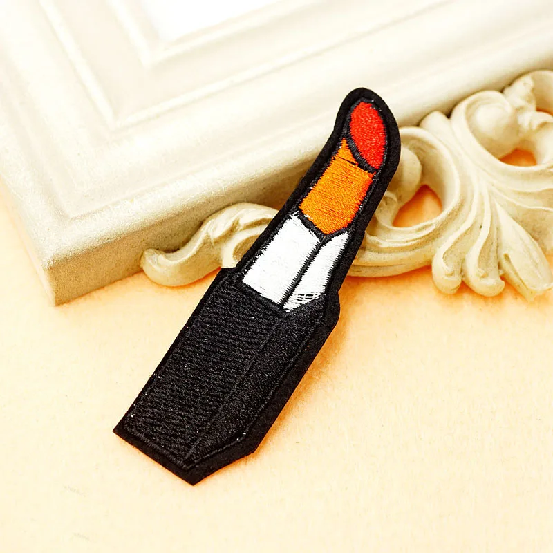 Hot Sale Lips Kiss Lipstick Ironing Badges Embroidery Patches (5).jpg