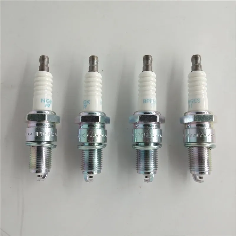 Advance Auto Parts Japan Engine Spark Plug 8941205602 For Isuzu Tfr