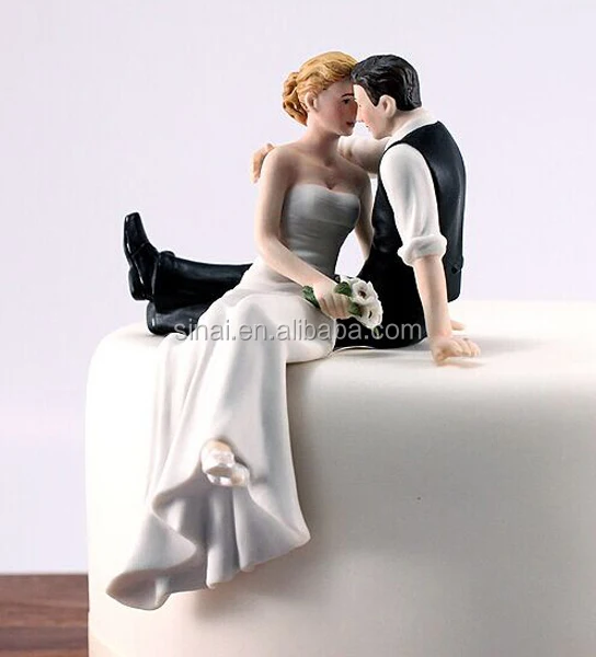 Romantic Kissing Couple Cake Topper XYL1001 