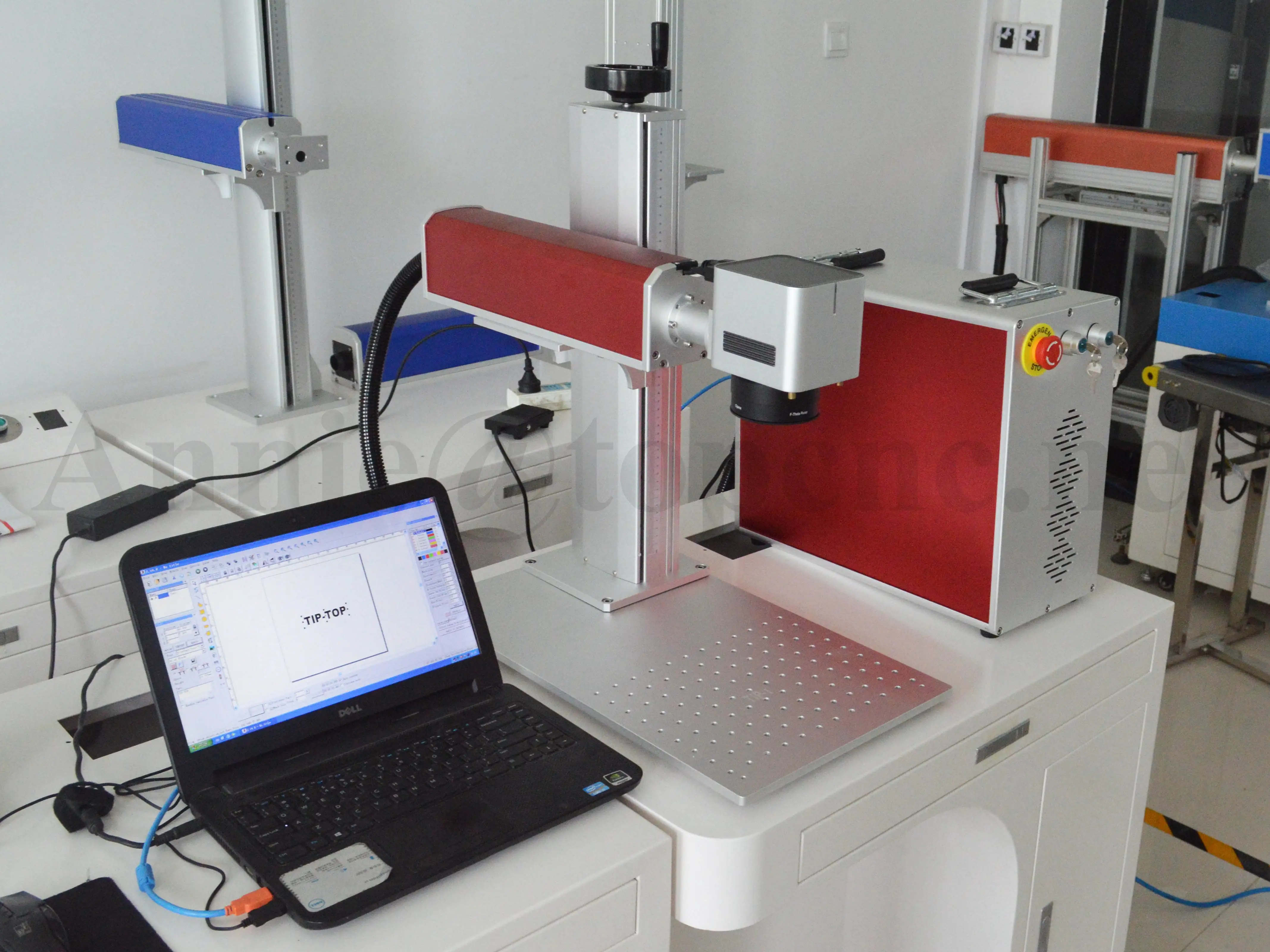 fiber laser marking machine.jpg