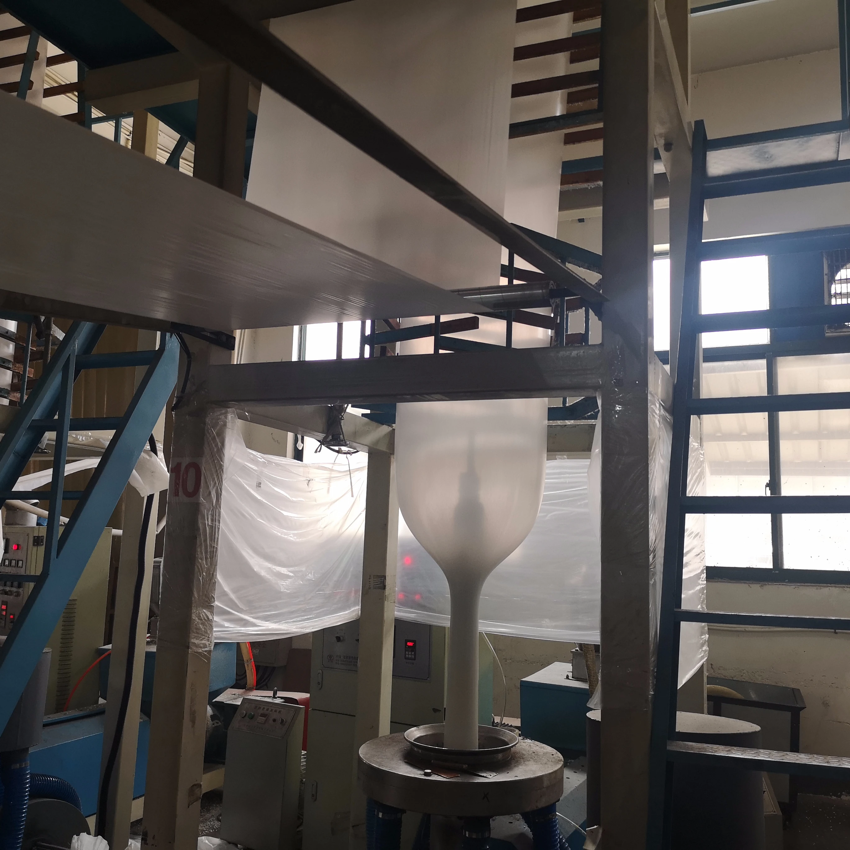 
China high quality best sell pvc pe plastic film blowing blown film extrusion machine 