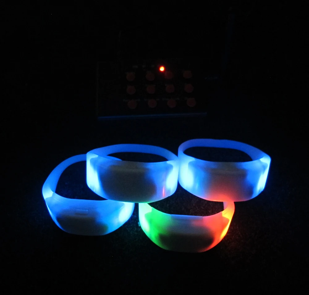 RF Remote Controlled LED bracelet Wholesale LED Wristband   1.jpg