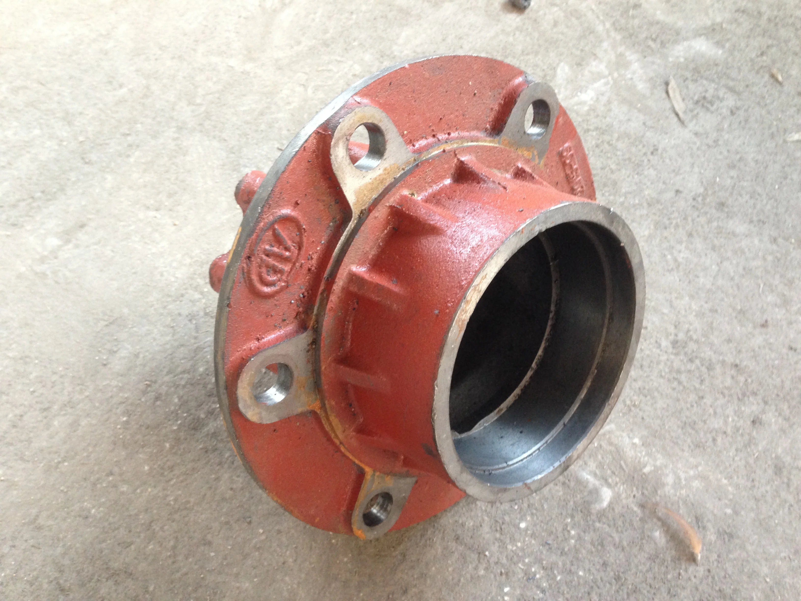 Hot Sale Trailer Axle Wheel Hub For Truck Trailer Buy Trailer Axle