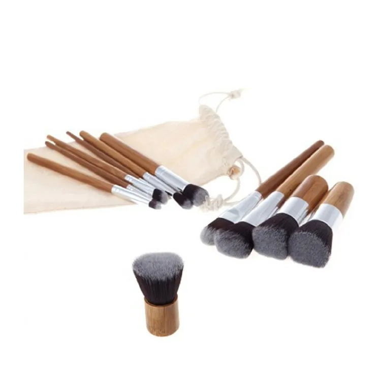 makeup brushes.jpg