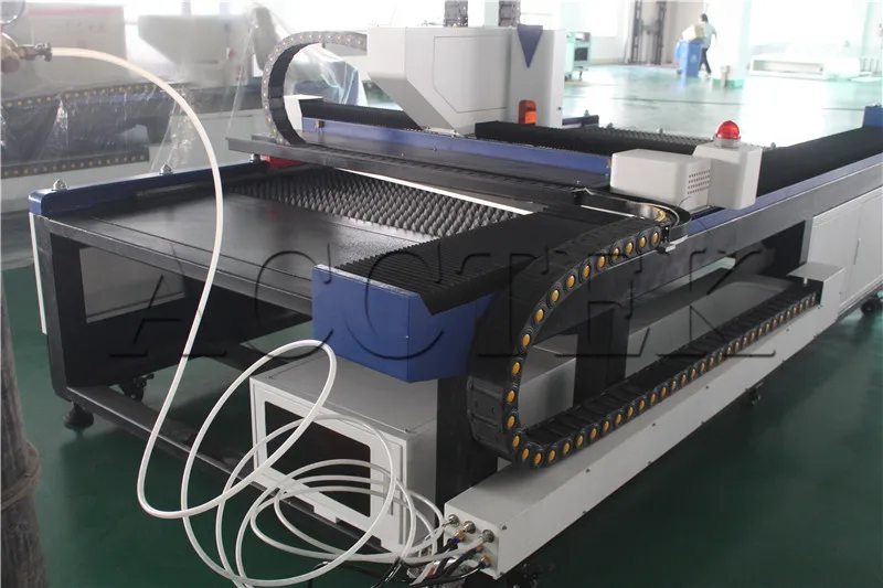 JINAN 300/500W METAL FIBER LASER CUTTING MACHINE AKJ1325F