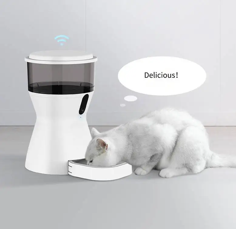 Automatic remote control smart pet feeder