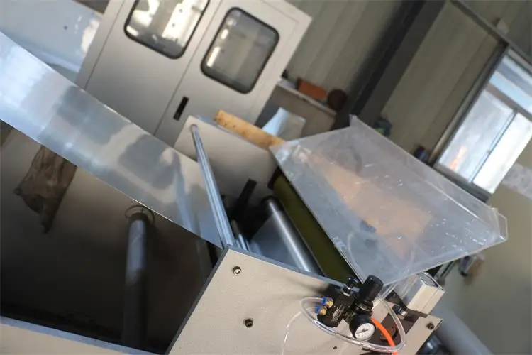 feeding machine 4.jpg