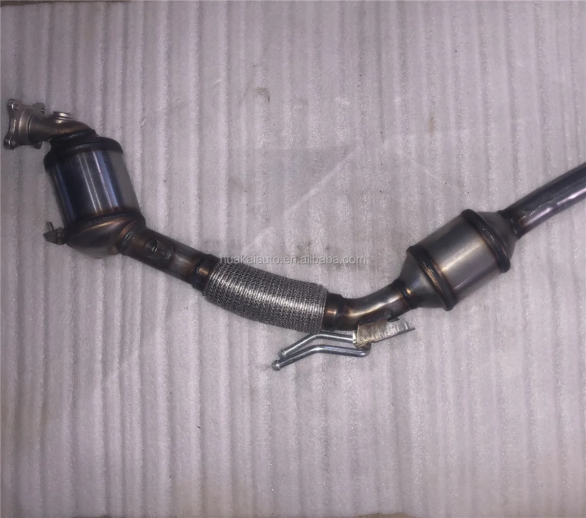 Oem Customized Three Way Catalytic Converter For Volkswagen For Passat