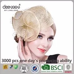 sinamay fascinator.jpg