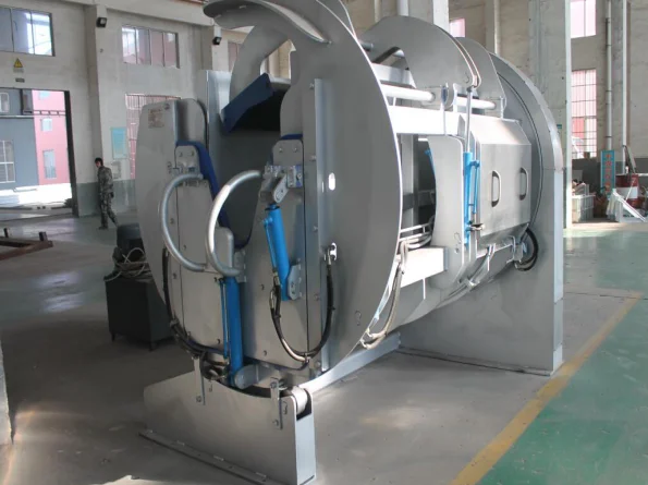 牛和羊肉屠宰场设备的完整清真屠宰线