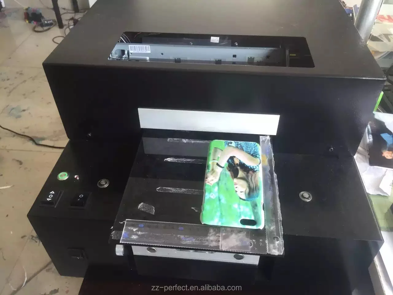 Custom plastic cd uv 3d mobile phone cover printing machine
