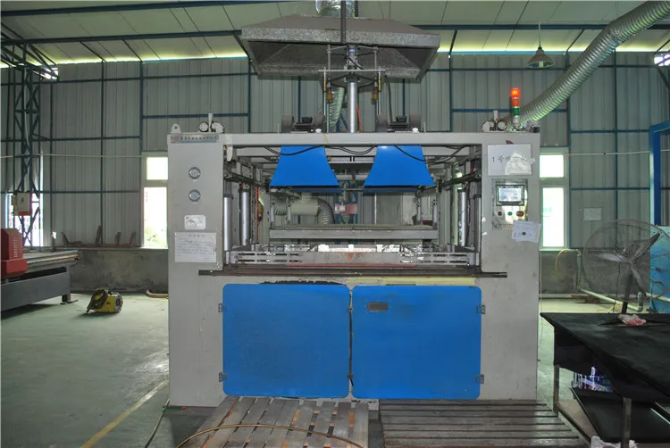 Blister machine