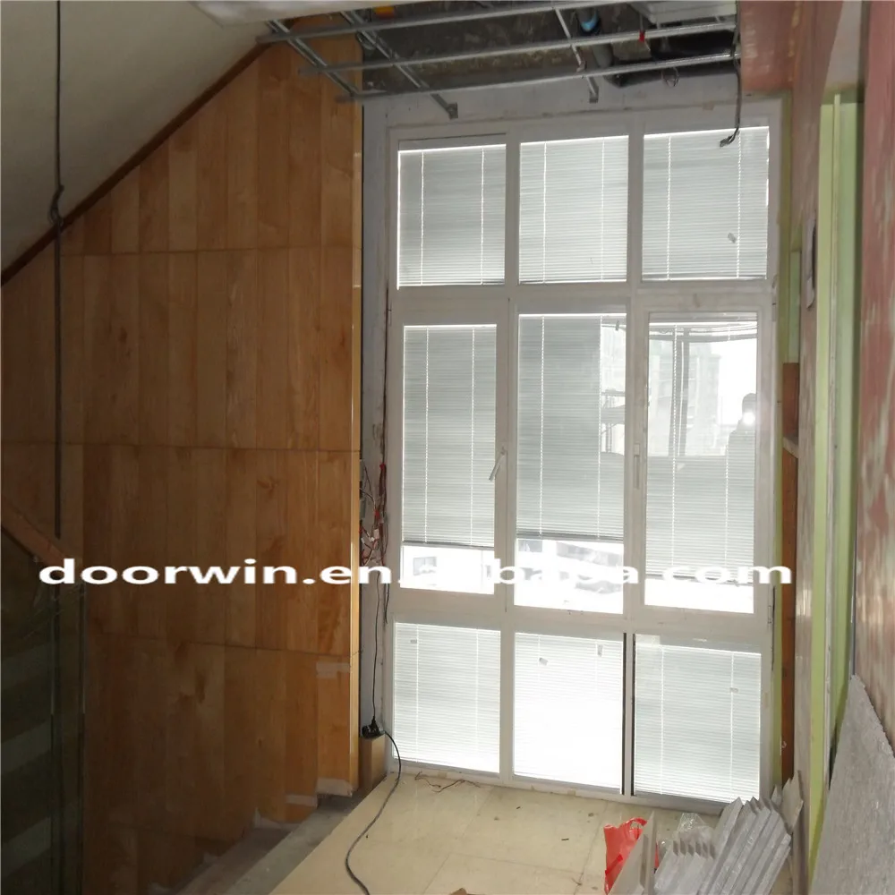60 tilt-turn with blinds (18)